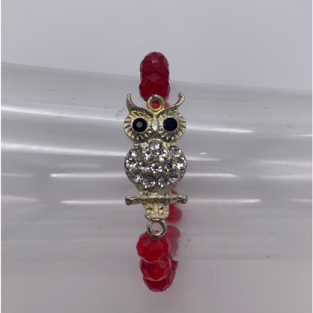 Red Faced Acrylic Stretch Bracelet With Silver Tone Owl Charm & Rhinestones